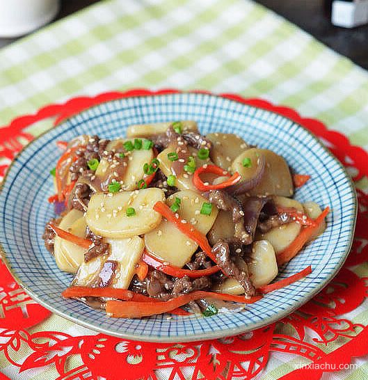 牛肉炒年糕