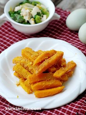 蛋黃焗南瓜的做法