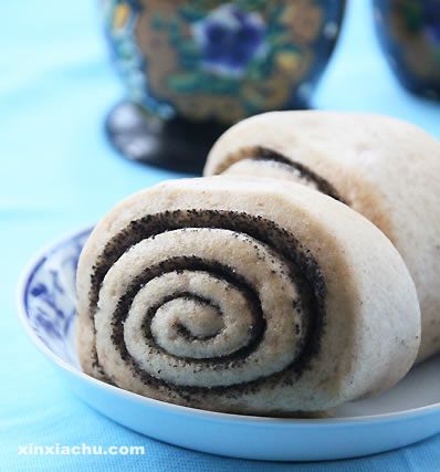全麥黑芝麻卷