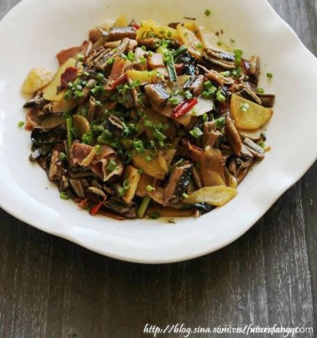 紫蘇臘味爆鱔魚