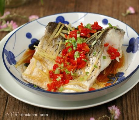 剁椒豉汁蒸草魚段