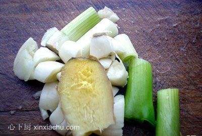 ��������u