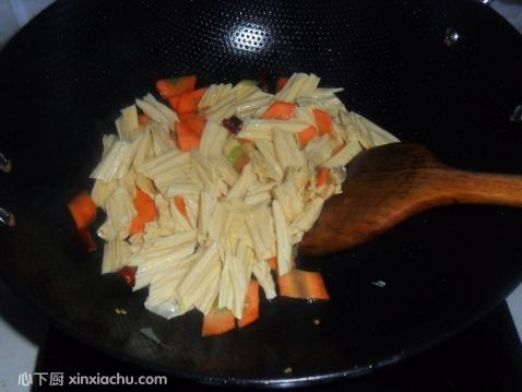 ���}��ľ��������ļҳ�������7���DƬ���E m.xalove.com.cn