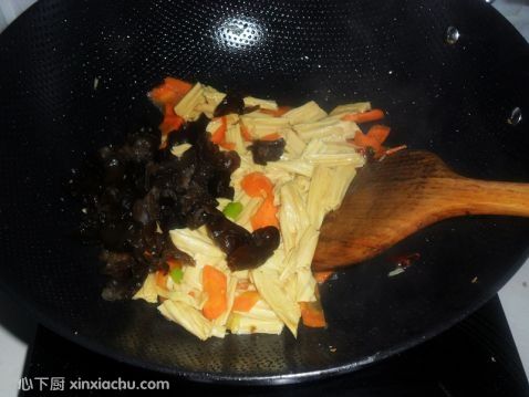 ���}��ľ��������ļҳ�������8���DƬ���E m.xalove.com.cn