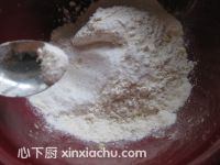 蜜桃蘋果派的家常做法第3步圖片步驟 m.xalove.com.cn