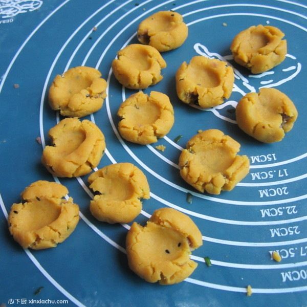 玉米面豆沙餡餅的家常做法第10步圖片步驟 m.xalove.com.cn