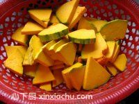 素燜南瓜的家常做法第1步圖片步驟 m.xalove.com.cn