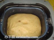 胡蘿卜蔓越莓吐司的家常做法第3步圖片步驟 m.xalove.com.cn