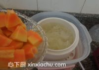 木瓜冰糖燉銀耳的家常做法第5步圖片步驟 m.xalove.com.cn