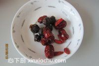 桂圓紅棗茶的家常做法第2步圖片步驟 m.xalove.com.cn