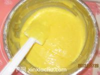 戚風(fēng)蛋糕的家常做法第10步圖片步驟 m.xalove.com.cn