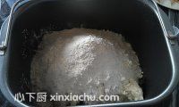馬蘇里拉奶酪包的家常做法第6步圖片步驟 m.xalove.com.cn