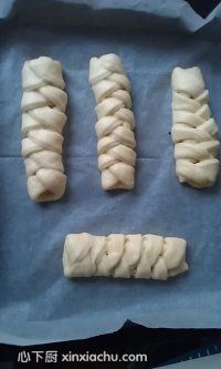 馬蘇里拉奶酪包的家常做法第13步圖片步驟 m.xalove.com.cn