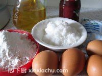 戚風(fēng)蛋糕卷的家常做法第1步圖片步驟 m.xalove.com.cn