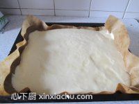 戚風(fēng)蛋糕卷的家常做法第7步圖片步驟 m.xalove.com.cn