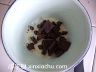 巧克力冰淇林的家常做法第9步圖片步驟 m.xalove.com.cn