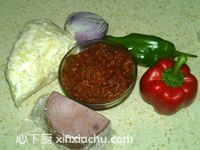 火腿批薩的家常做法第7步圖片步驟 m.xalove.com.cn