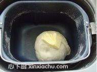 黑芝麻面包的家常做法第3步圖片步驟 m.xalove.com.cn