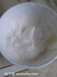 椰蓉蛋白花的家常做法第5步圖片步驟 m.xalove.com.cn