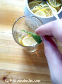 ���ʱ��ɲ�ļҳ�������5���DƬ���E m.xalove.com.cn