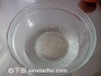 慕斯蛋糕的家常做法第1步圖片步驟 m.xalove.com.cn