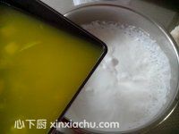 慕斯蛋糕的家常做法第7步圖片步驟 m.xalove.com.cn