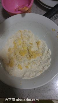 花生麻花酥的家常做法第4步圖片步驟 m.xalove.com.cn