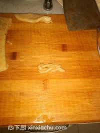 花生麻花酥的家常做法第12步圖片步驟 m.xalove.com.cn