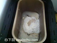 老式面包的家常做法第1步圖片步驟 m.xalove.com.cn