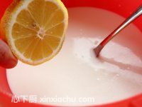 豆沙糯米糍的家常做法第3步圖片步驟 m.xalove.com.cn