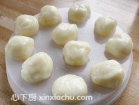 豆沙糯米糍的家常做法第9步圖片步驟 m.xalove.com.cn