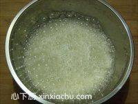 抹茶戚風(fēng)蛋糕的家常做法第3步圖片步驟 m.xalove.com.cn