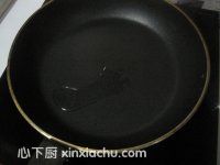 紫淮山米餅的家常做法第5步圖片步驟 m.xalove.com.cn