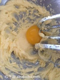 香蕉軟餅干的家常做法第4步圖片步驟 m.xalove.com.cn