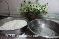 豆沙餡發(fā)面餅的家常做法第1步圖片步驟 m.xalove.com.cn