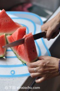 西瓜汁的家常做法第1步圖片步驟 m.xalove.com.cn