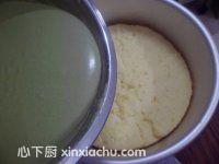 抺茶慕斯蛋糕的家常做法第7步圖片步驟 m.xalove.com.cn
