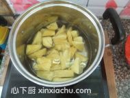 ���}֭�ļҳ�������4���DƬ���E m.xalove.com.cn