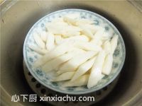 枸杞拌山藥的家常做法第4步圖片步驟 m.xalove.com.cn