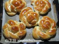 卷花面包的家常做法第10步圖片步驟 m.xalove.com.cn