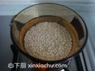 �������¶�ļҳ�������2���DƬ���E m.xalove.com.cn