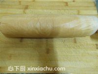 藍(lán)莓蛋糕卷的家常做法第18步圖片步驟 m.xalove.com.cn