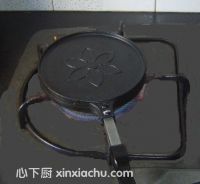 香酥蛋卷的家常做法第7步圖片步驟 m.xalove.com.cn