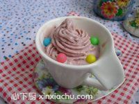 草莓醬冰淇淋的家常做法第7步圖片步驟 m.xalove.com.cn