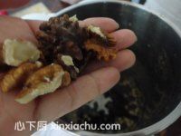 黑豆核桃豆?jié){的家常做法第6步圖片步驟 m.xalove.com.cn
