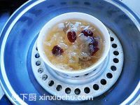 冰糖銀耳羹的家常做法第9步圖片步驟 m.xalove.com.cn