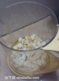 鮮榨雪梨汁的家常做法第2步圖片步驟 m.xalove.com.cn