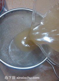 鮮榨雪梨汁的家常做法第6步圖片步驟 m.xalove.com.cn