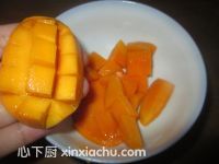 水果雞蛋卷的家常做法第10步圖片步驟 m.xalove.com.cn