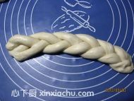 芋泥花朵面包的家常做法第5步圖片步驟 m.xalove.com.cn